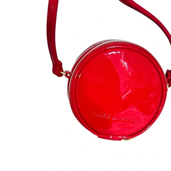 MARC JACOBS Mini 4" Red Patent glossy round crossbody NWOT - Picture 6 of 11